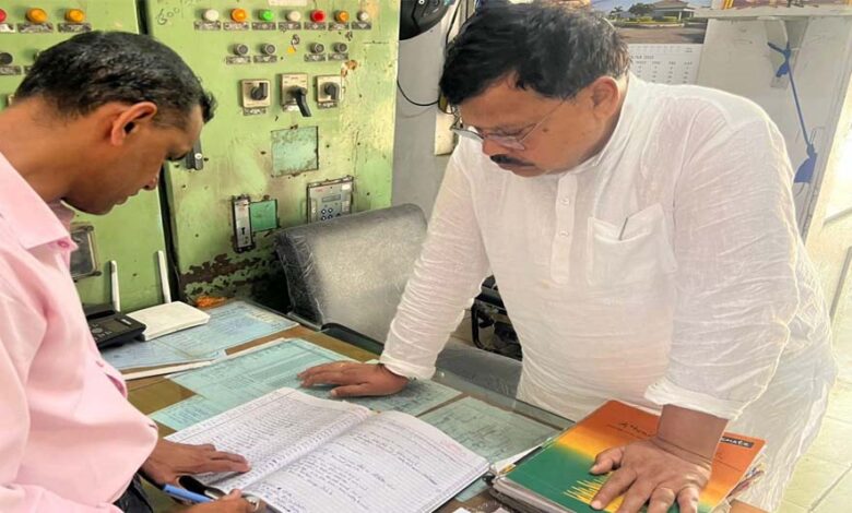 ऊर्जा-मंत्री-ने-भोपाल-में-किया-विद्युत-उप-केन्द्रों-का-औचक-निरीक्षण-उपयंत्री-की-वेतन-वृद्धि-रोकी