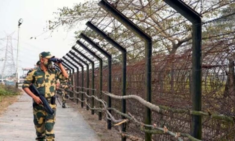 पश्चिम-बंगाल-:-bsf-जवान-को-बॉर्डर-से-घसीटा-और-किडनैप-कर-ले-गए-बांग्लादेशी