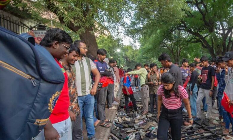 एम-चिन्नास्वामी-स्टेडियम-कांड:-2-और-विकेट-गिरे,-ksca-के-सचिव-और-कोषाध्यक्ष-ने-दिया-इस्तीफा