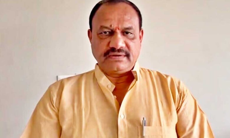 कांग्रेस-नेता-की-‘सीजफायर’-वाली-मांग,-माओवादी-हमारे-अपने,-गरीबों-के-लिए-लड़-रहे