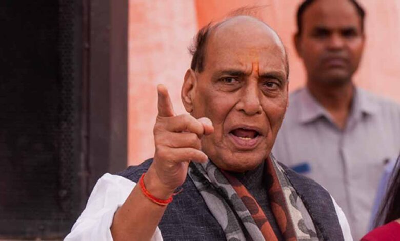 राजनाथ-सिंह-ने-आतंकवाद-के-खिलाफ-सरकार-की-कड़ी-नीति-को-फिर-किया-स्पष्ट,-अब-दोगलापन-बर्दाश्त-नहीं