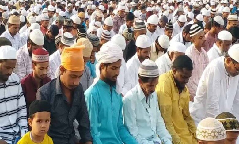 यूपी-के-शहरों-में-शांतीपूर्ण-तरीके-मनी-बकरीद,-अलर्ट-पर-पुलिस-बल