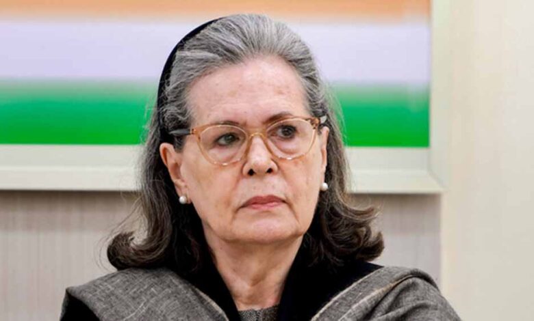 शिमला-में-अचानक-बिगड़ी-सोनिया-गांधी-की-तबीयत,-आईजीएमसी-में-विशेष-वीआईपी-वार्ड-में-किया-भर्ती