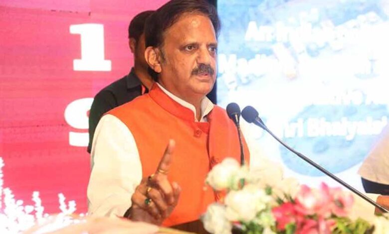 रोजगारोन्मुखी-शिक्षा-युवाओं-के-लिए-वरदान-–-उप-मुख्यमंत्री-शुक्ल