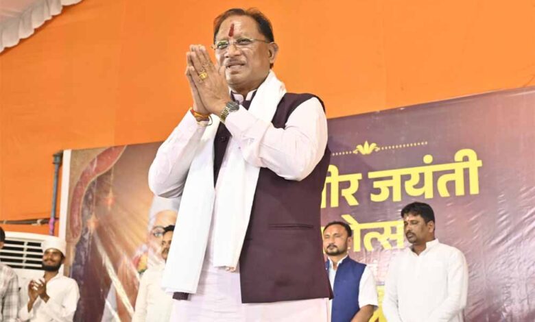 मुख्यमंत्री-सोनपैरी-में-आयोजित-कबीर-जयंती-समारोह-एवं-गौ-ग्राम-जन-जागरण-यात्रा-के-समापन-कार्यक्रम-में-हुए-शामिल