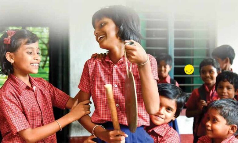 बच्चों-में-बौद्धिक-क्षमताओं-भावनात्मक-विकास-और-सामाजिक-कौशल-को-विकसित-करता-स्कूल-शिक्षा-विभाग