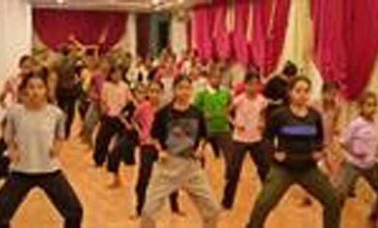 बेटियाँ-अब-किसी-भी-क्षेत्र-में-पीछे-नहीं-हैं:-राज्यमंत्री-जायसवाल