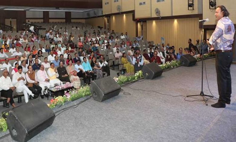रवींद्र-भवन-में-हुआ-अखिल-भारतीय-कवि-सम्मेलन