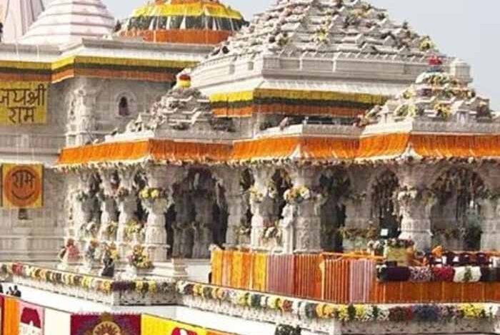 अयोध्या-में-दुकानों-पर-छापेमारी-करेंगे-नागा-साधु,-निर्वाणी-अखाड़ा-ने-बनाई-विशेष-टीम