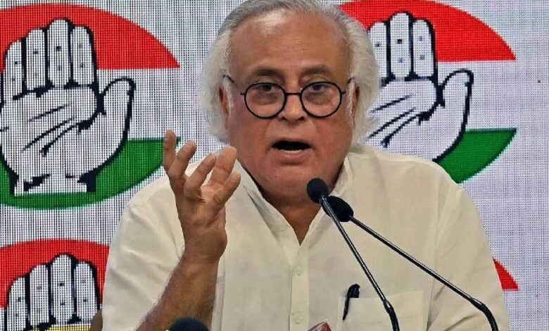 जयराम-रमेश-का-हमला:-मोदी-सरकार-ने-अर्थव्यवस्था-को-किया-तबाह,-प्रति-व्यक्ति-कर्ज-4.8-लाख-पहुंचा