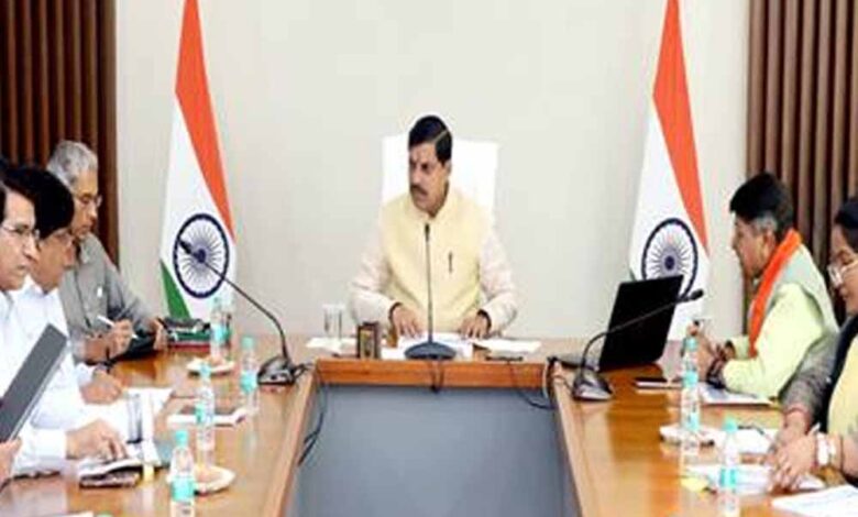 नगरीय-क्षेत्रों-में-झुग्गी-बस्तियों-के-विस्तार-को-नियंत्रित-करने-कार्य-योजना-बनाई-जाए-:-मुख्यमंत्री-डॉ.-यादव