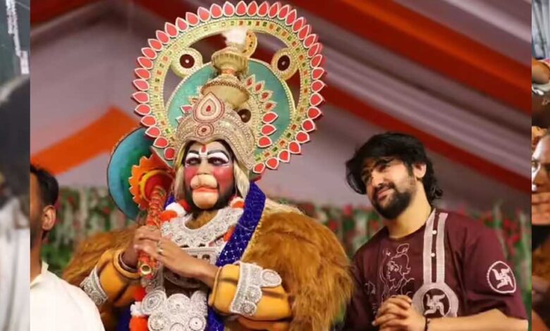 पंडित-धीरेंद्र-शास्त्री-29-साल-के-हुए,-भक्तों-से-उपहार-के-बदले-मांगी-ईंट,-cm-डॉ.-मोहन-ने-भी-दी-बधाई