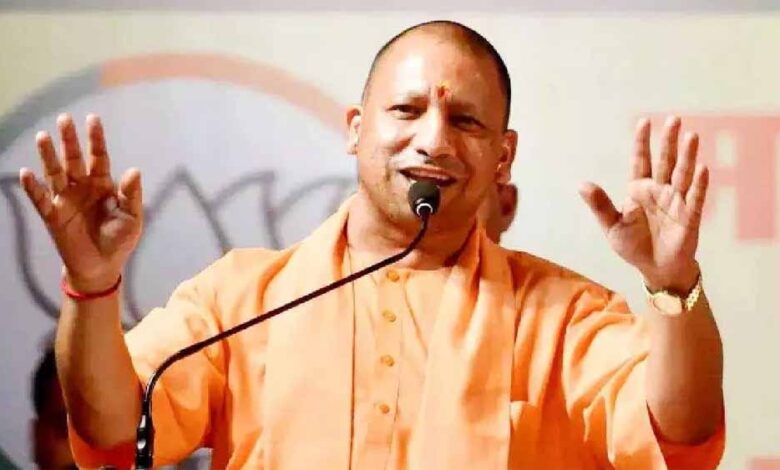 योगी-सरकार-ला-रही-है-ऐसी-योजना-जिससे-आपके-शहर-में-ही-मिलेगा-रोजगार,-परेशान-न-हों-यूपी-के-युवा