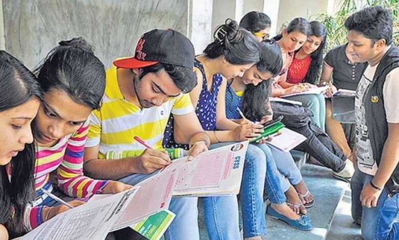 महाविद्यालयों-में-स्नातकोत्तर-कक्षाओं-में-प्रवेश-के-लिए-तिथि-में-की-गई-वृद्धि