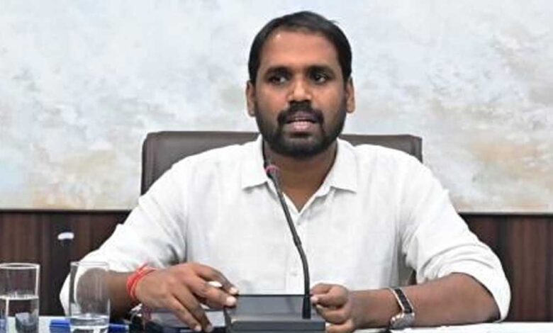 धमतरी-:-टीएल-मीटिंग-:-बाढ़-प्रभावित-क्षेत्रों-में-राशन-और-दवाईयां-की-उपलब्धता-करें-सुनिश्चित