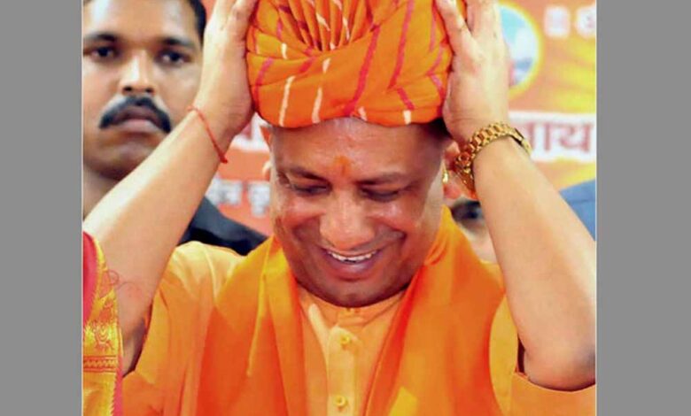 गुरु पूर्णिमा पर दोहरी भूमिका में सीएम योगी, बनेंगे शिष्य भी और गुरु भी