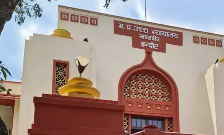 इंदौर-में-नाबालिगों-द्वारा-संथारा-करने-का-विरोध-शुरू,-हाई-कोर्ट-में-याचिका-लगाकर-इसे-बंद-करने-की-मांग