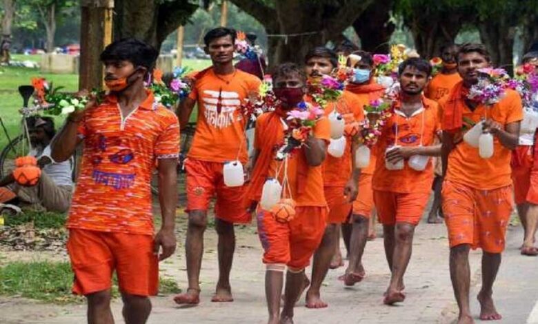 बरेली-में-मस्जिद-के-पास-से-निकलेगा-पहला-कांवड़-जत्था,-श्रद्धालुओं-पर-बरसेंगे-फूल