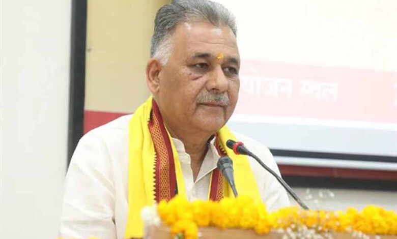 भारतीय-भाषा-में-अध्यापन-के-केंद्र-बनेंगे-विश्वविद्यालय-:-मंत्री-परमार