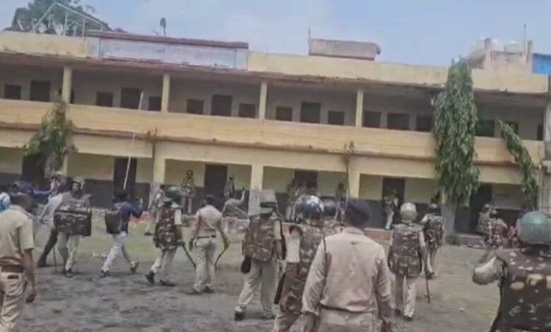 हरदा-लाठीचार्ज-में-सीएम-ने-सवाल-उठाया–-रिपोर्ट-मांगी,-सियासी-आरोप-प्रत्यारोप-तेज