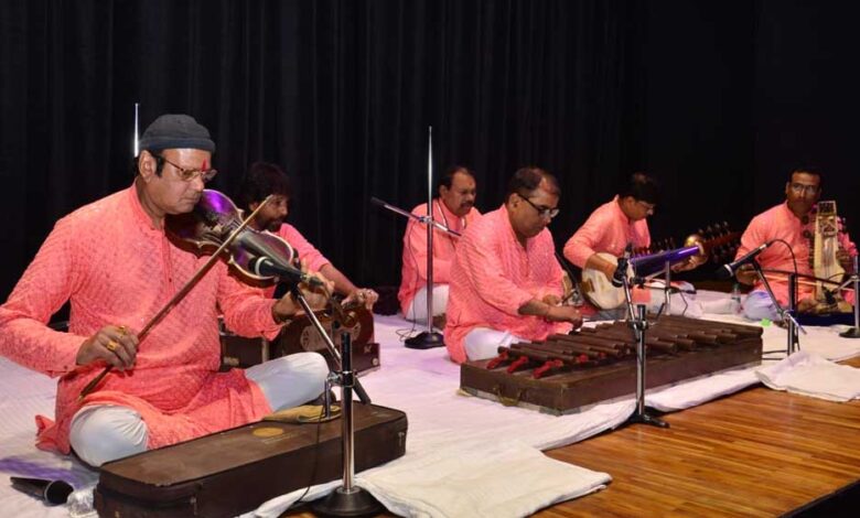 मध्यप्रदेश-भवन-में-हुई-मैहर-बैंड-की-सांस्कृतिक-संध्या