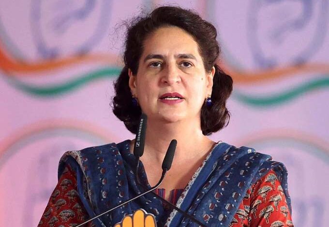 साय-सरकार-ने-जंगल-अदाणी-को-दिए-हैं—ed-कार्रवाई-पर-प्रियंका-गांधी-का-हमला,-कहा-भूपेश-बघेल-के-साथ-है-पार्टी