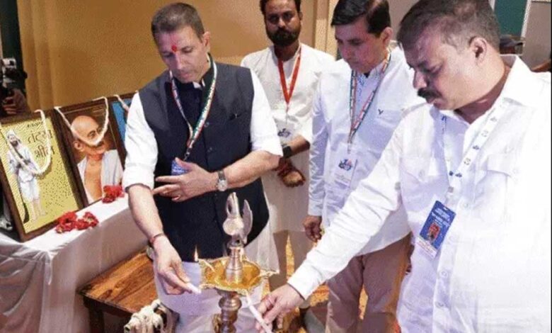 मांडू-में-congress-की-2028-तैयारी,-सीनियर-लीडर्स-ले-रहे-विधायकों-की-‘ट्रेनिंग-क्लास’