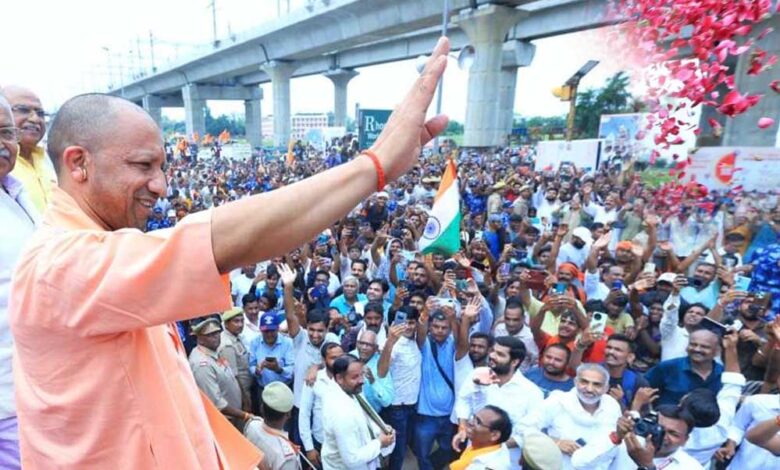 कांवड़-यात्रा-में-बवाल-करने-वालों-पर-cm-योगी-का-प्रहार-–-चौराहों-पर-लगेंगे-पोस्टर