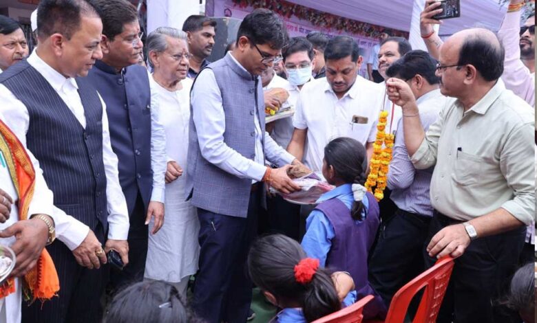 पूरी-प्रतिबद्धता-के-साथ-छत्तीसगढ़-के-सर्वांगीण-विकास-के-लिए-कर-रहे-कार्य-वित्त-मंत्री-ओपी.चौधरी