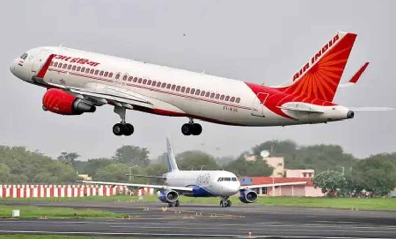 दिल्ली-के-इंदिरा-गांधी-हवाई-अड्डे-पर-हुआ-हादसा-लैंड-होते-ही-एयर-इंडिया-विमान-में-अचानक-लगी-आग
