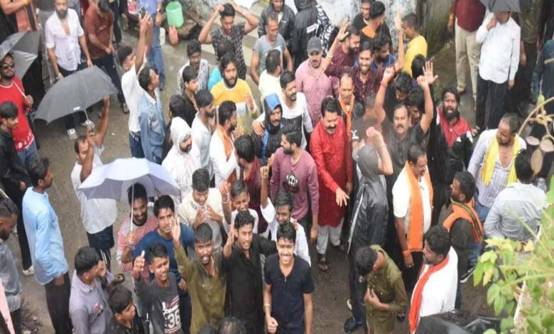 टीटी नगर इलाके में हिंदुओं के मकान बेचने के पोस्टरों से तनाव, पलायन की आशंका ने बढ़ाई चिंता