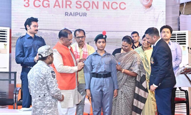 जशपुर-के-पीएमश्री-विद्यालय-में-अब-एनसीसी-एयर-स्क्वाड्रन-शुरू-होगी-:-मुख्यमंत्री-विष्णु-देव-साय