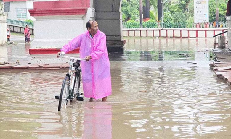 बिहार-में-बारिश-का-कहर-जारी:-पटना-समेत-कई-जिलों-में-ऑरेंज-अलर्ट-जारी