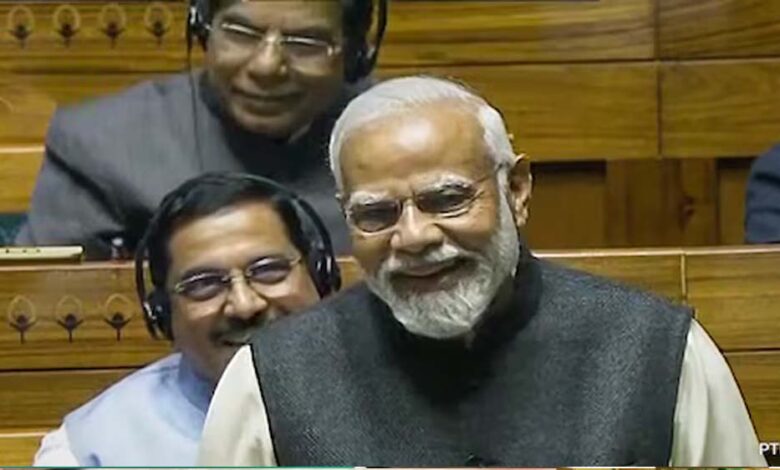 मोदी-का-नेहरू-पर-तीखा-हमला:-भारत-बांधों-की-गाद-भी-नहीं-हटा-सकता-था