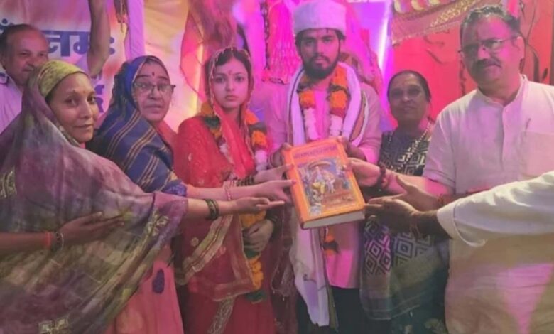 खंडवा-में-अंतरधार्मिक-विवाह:-शिफा-बनी-शान्वी,-राहुल-संग-मंदिर-में-लिए-सात-फेरे