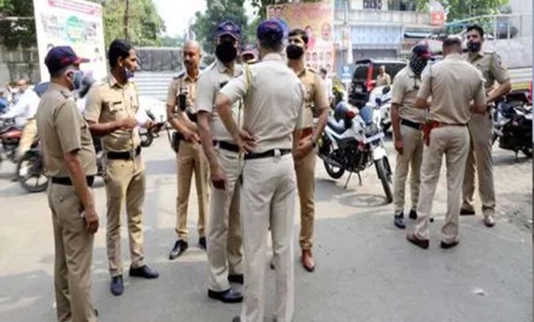पुणे-में-तनाव:-प्रतिमा-तोड़फोड़-के-विरोध-में-मस्जिद-पर-पथराव,-दो-गुट-आमने-सामने
