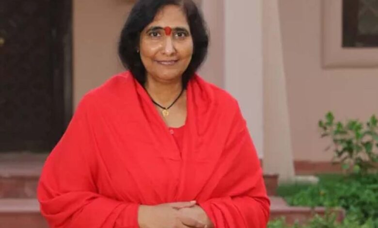 बयान पर मचा बवाल, साध्वी ऋतंभरा ने मांगी माफी – कहा ‘मैं भी इंसान हूं