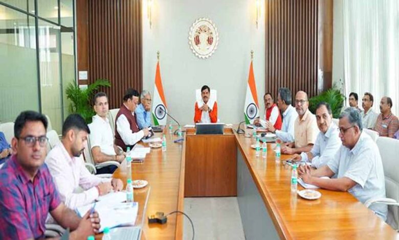 मुख्यमंत्री डॉ. यादव ने की समीक्षा: प्रदेश में चलेगा सोलर पंप स्थापित करने का सघन अभियान