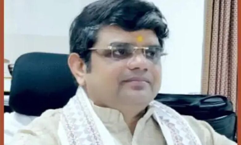 राज्यपाल  पटेल ने प्रो. मिश्र को महर्षि पाणिनी संस्कृत विश्वविद्यालय का कुलगुरू नियुक्त किया