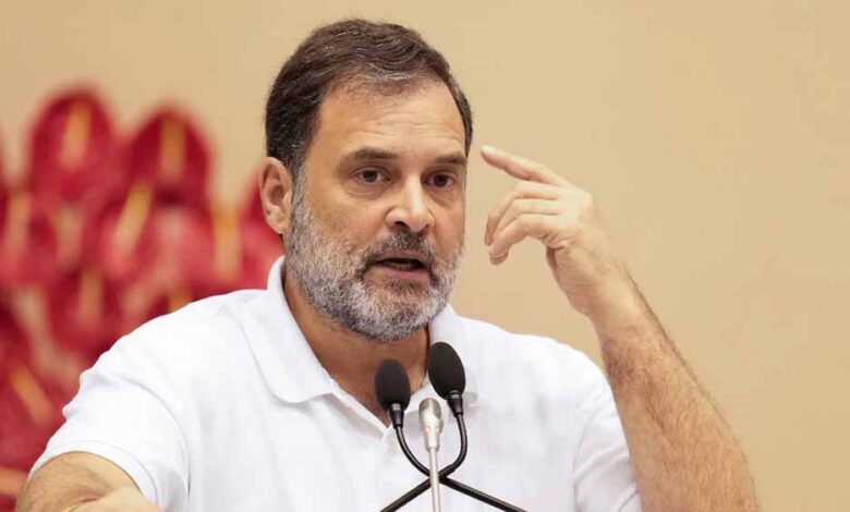 चुनाव-आयोग-की-दो-टूक:-राहुल-गांधी-साइन-करें-या-आरोपों-से-बचें