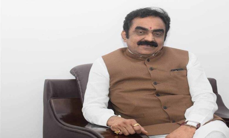 पर्यावरण-संरक्षण और सतत् विकास को बना रहे हैं विभागीय कार्यों का अभिन्न हिस्सा : मंत्री सिंह
