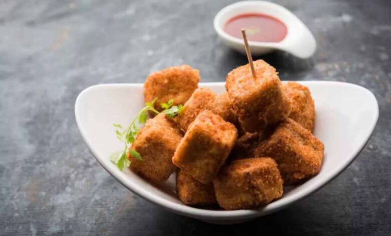 बारिश-में-बढ़ाएं-मज़ा:-गरमा-गरम-चाय-संग-बनाएं-क्रिस्पी-पनीर-पकौड़े
