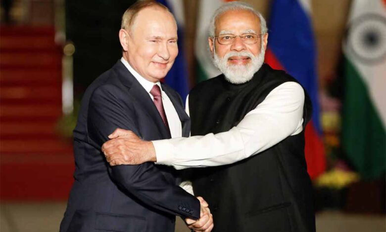 टैरिफ वार के बीच PM मोदी ने रूस के राष्ट्रपति को भारत आने का न्योता दिया