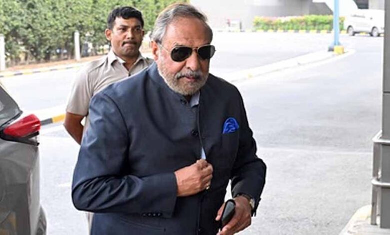 कांग्रेस में भूचाल: दिग्गज नेता का अचानक इस्तीफा, वजह ने चौंकाया