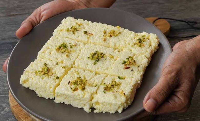 सिर्फ-5-मिनट-में-बनाएं-टेस्टी-कलाकंद