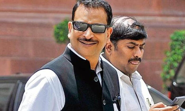 25-साल-बाद-भी-दबदबा-कायम:-कॉन्स्टिट्यूशन-क्लब-चुनाव-में-राजीव-प्रताप-रूडी-ने-फिर-जीती-बाजी