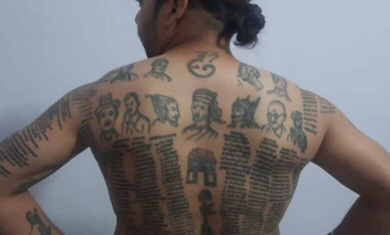 ‘टैटू-मैन’-का-देशप्रेम:-शरीर-पर-गुदवाए-559-शहीदों-और-स्वतंत्रता-सेनानियों-के-नाम