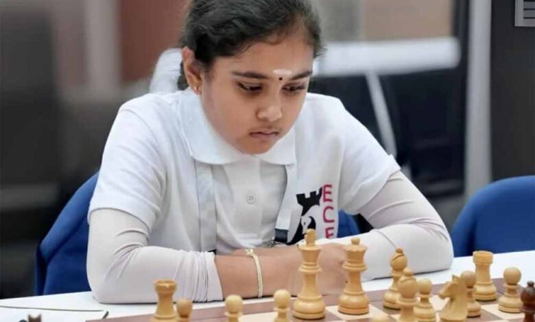 10-साल-की-बोधना-शिवानंदन-बनीं-सबसे-कम-उम्र-की-चेस-मास्टर,-कॉमेंटेटर-हैरान-ये-तो-जादूगरनी-है!