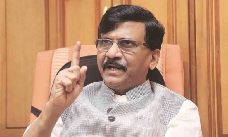 संजय राउत का सुझाव: पीएम मोदी को कहना चाहिए ‘खून और क्रिकेट साथ नहीं चल सकते’