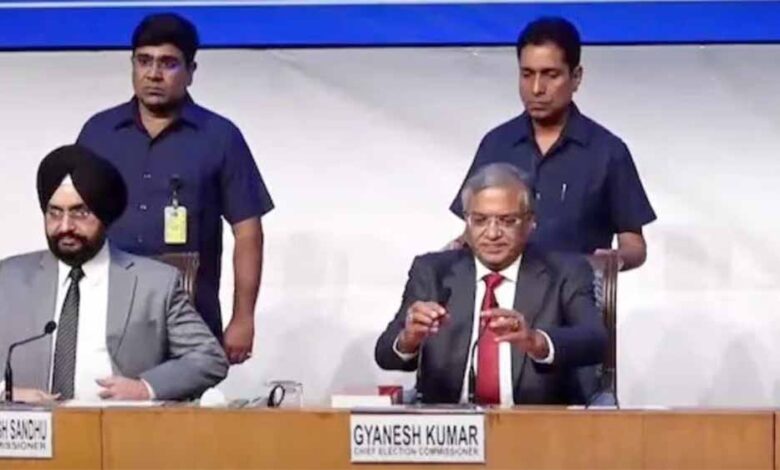 EC की प्रेस कॉन्फ्रेंस: न पक्ष-न विपक्ष, सब समकक्ष… राहुल गांधी समेत विपक्ष के सभी आरोपों का चुनाव आयोग ने दिया करारा जवाब